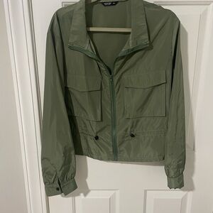 2x light olive jacket